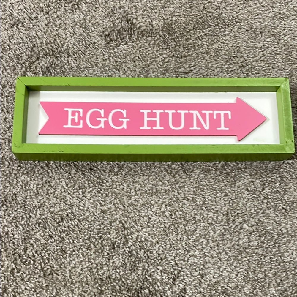 Pink and Green Egg Hunt Sign